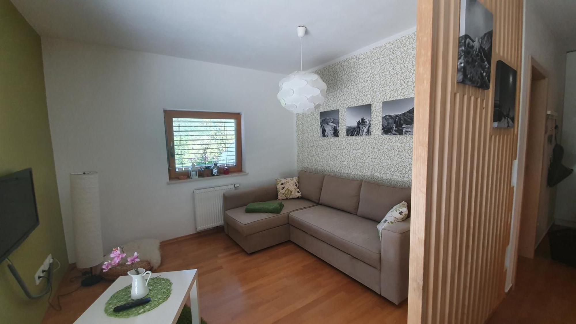 Apartments Tourist Farm Storman With Ev Ch-Station Trzic Exterior foto