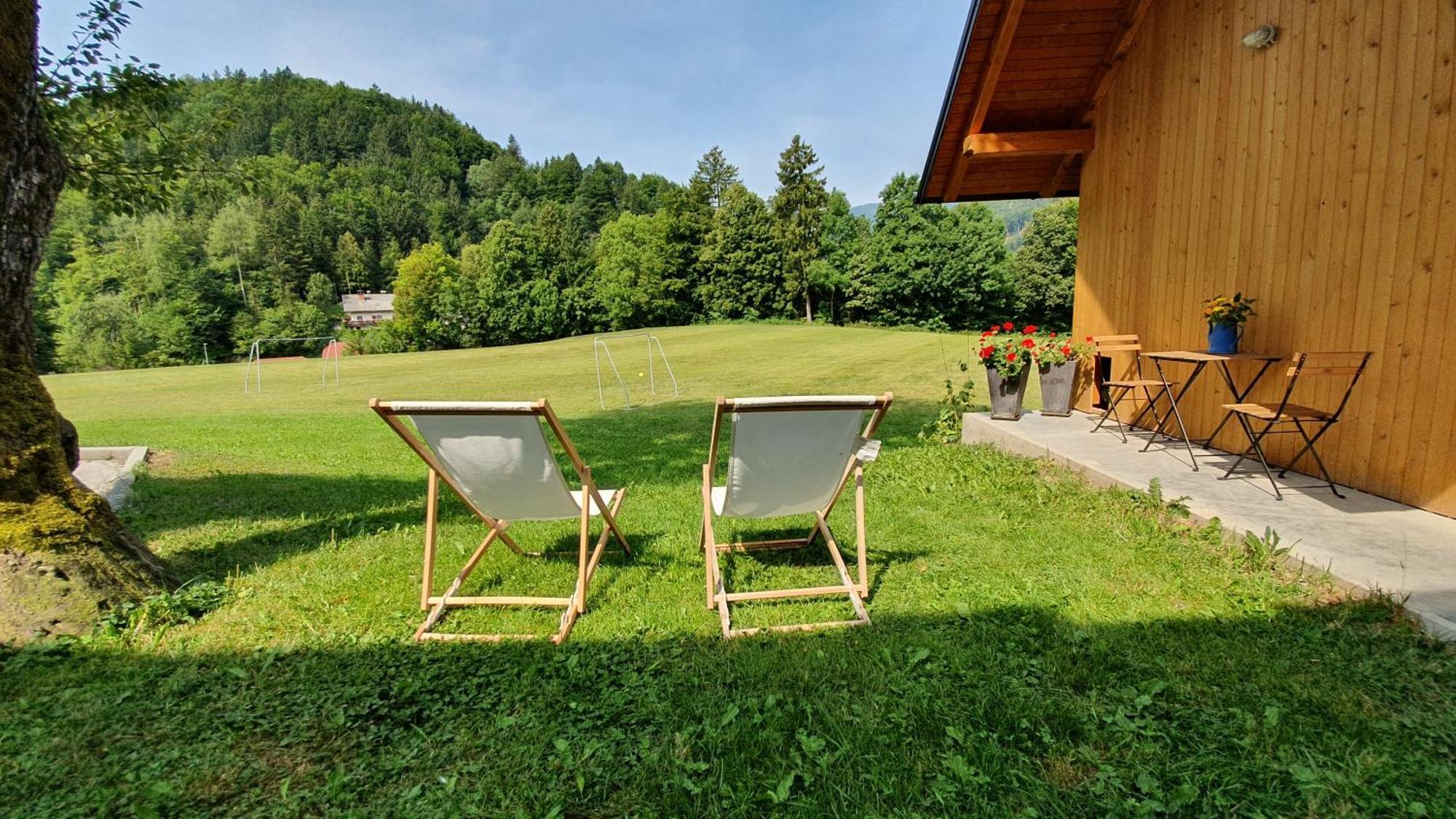 Apartments Tourist Farm Storman With Ev Ch-Station Trzic Exterior foto