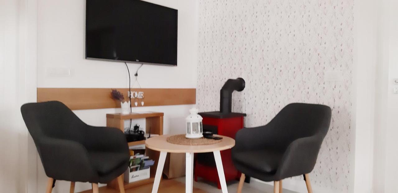 Apartments Tourist Farm Storman With Ev Ch-Station Trzic Exterior foto
